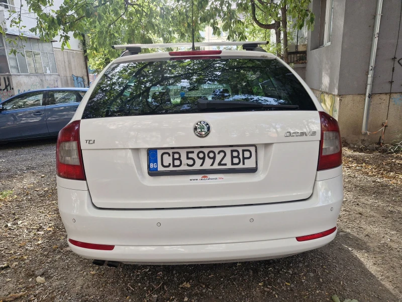 Skoda Octavia, снимка 4 - Автомобили и джипове - 52598039