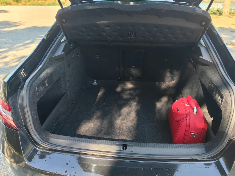 Skoda Superb, снимка 8 - Автомобили и джипове - 51771254