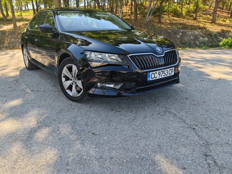 Skoda Superb, снимка 2 - Автомобили и джипове - 51771254