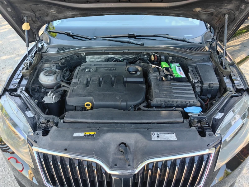 Skoda Superb, снимка 9 - Автомобили и джипове - 51771254