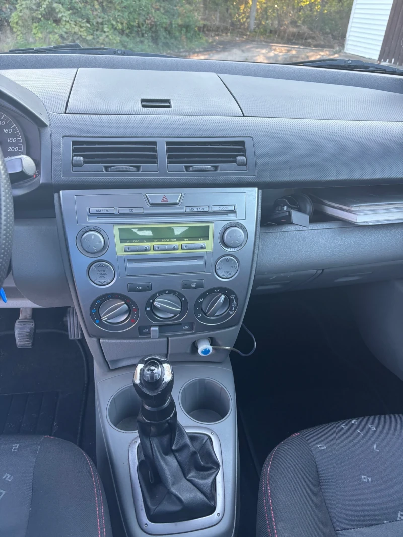 Mazda 2, снимка 9 - Автомобили и джипове - 51945289