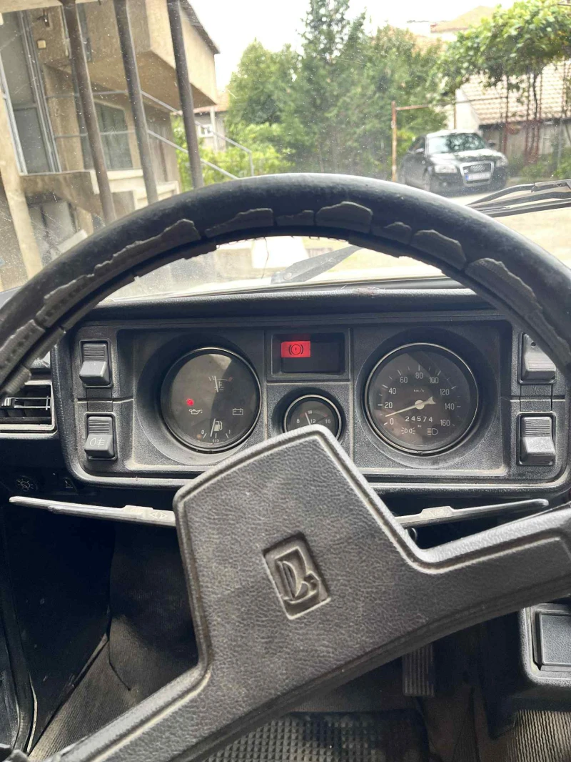 Lada 2105 1300, снимка 13 - Автомобили и джипове - 52020799