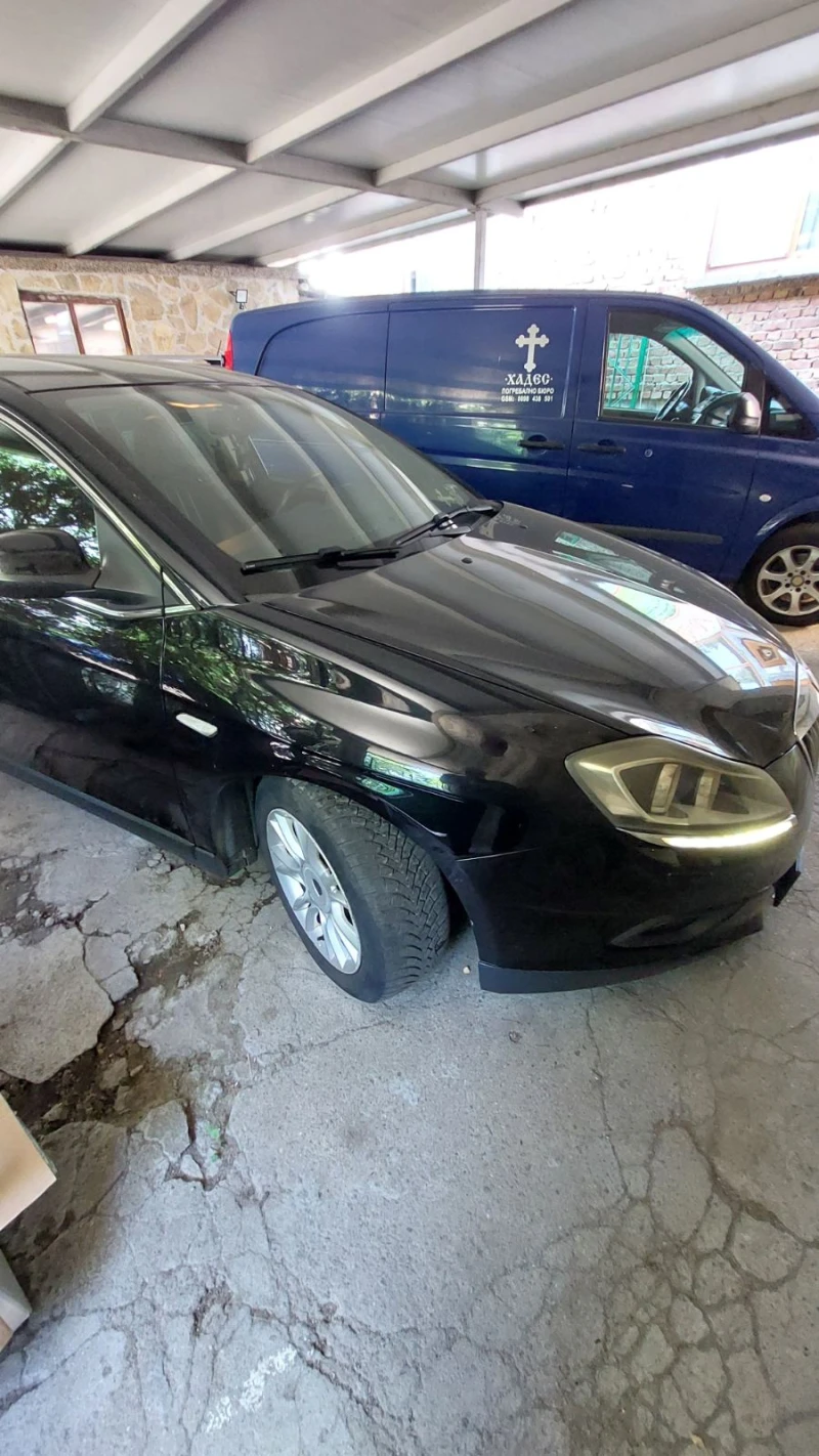 Lancia Delta, снимка 5 - Автомобили и джипове - 52659872