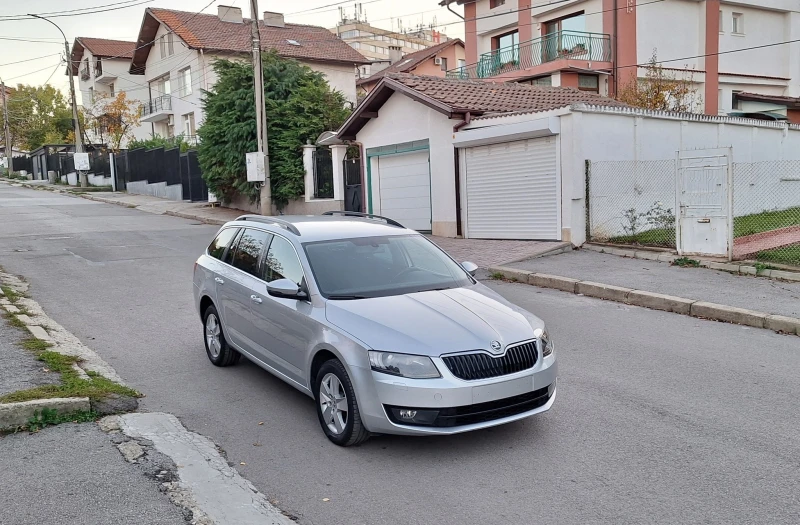 Skoda Octavia 2.0tdi 150кс 4x4 Ръчни 6 скорости, снимка 2 - Автомобили и джипове - 52962489