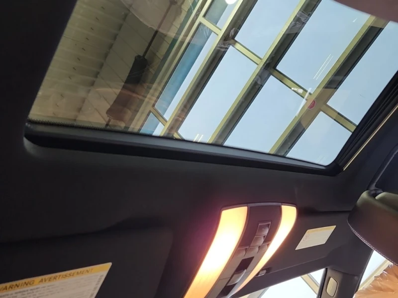 Mercedes-Benz CLS 550  CARFAX, снимка 12 - Автомобили и джипове - 53020041