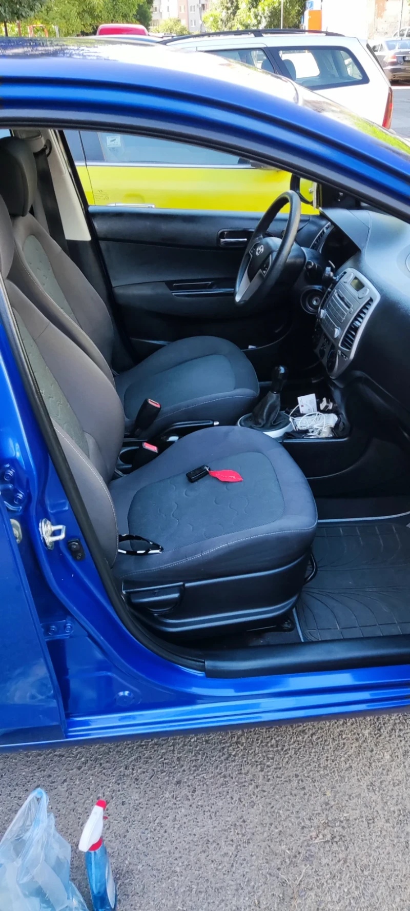 Hyundai I20, снимка 9 - Автомобили и джипове - 53100427