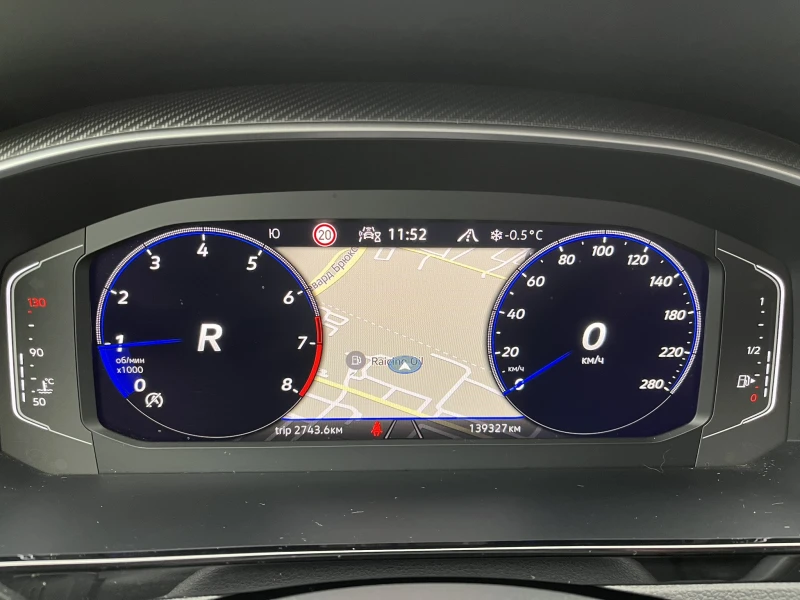 VW Arteon R-Line 2.0 TSI 280 HP 4Motion, снимка 16 - Автомобили и джипове - 53260315