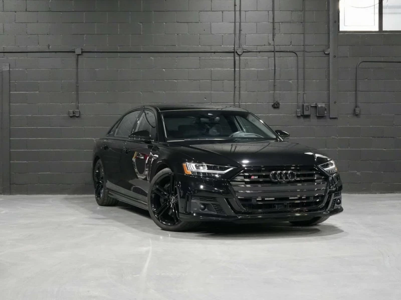 Audi S8 * quattro HUD/CARBON FIBER/BANG&O/PANO/360 CAM