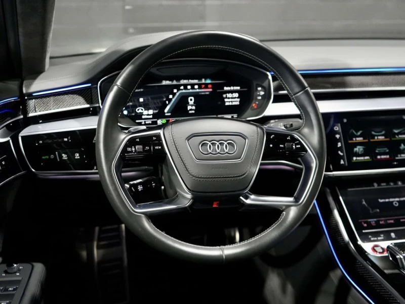 Audi S8 * quattro HUD/CARBON FIBER/BANG&O/PANO/360 CAM, снимка 12 - Автомобили и джипове - 53309308