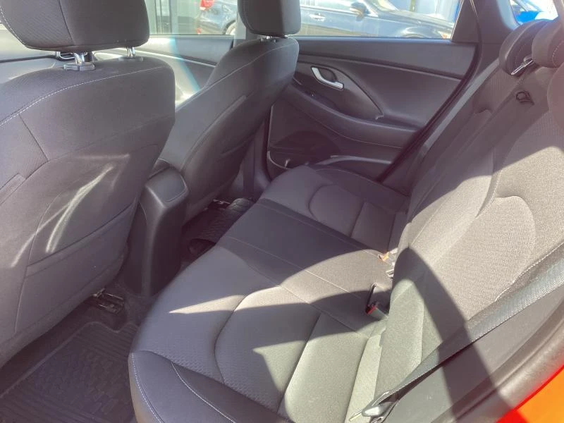 Hyundai I30 1.6   | Mobile.bg   12