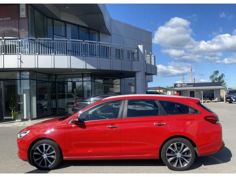 Hyundai I30 1.6 Дизел АТ - изображение 9