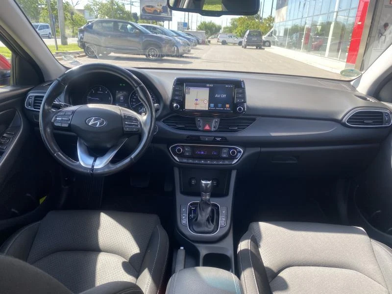 Hyundai I30 1.6   | Mobile.bg   17