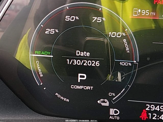 Audi E-Tron PREMIUM QUATTRO, снимка 15 - Автомобили и джипове - 53723830