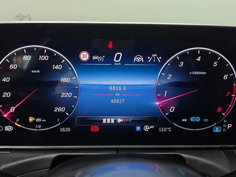 Mercedes-Benz C 200 * W206* C200* 4MATIC* AVANTGARDE* ЦЕНАДОБГ!, снимка 8 - Автомобили и джипове - 55604963