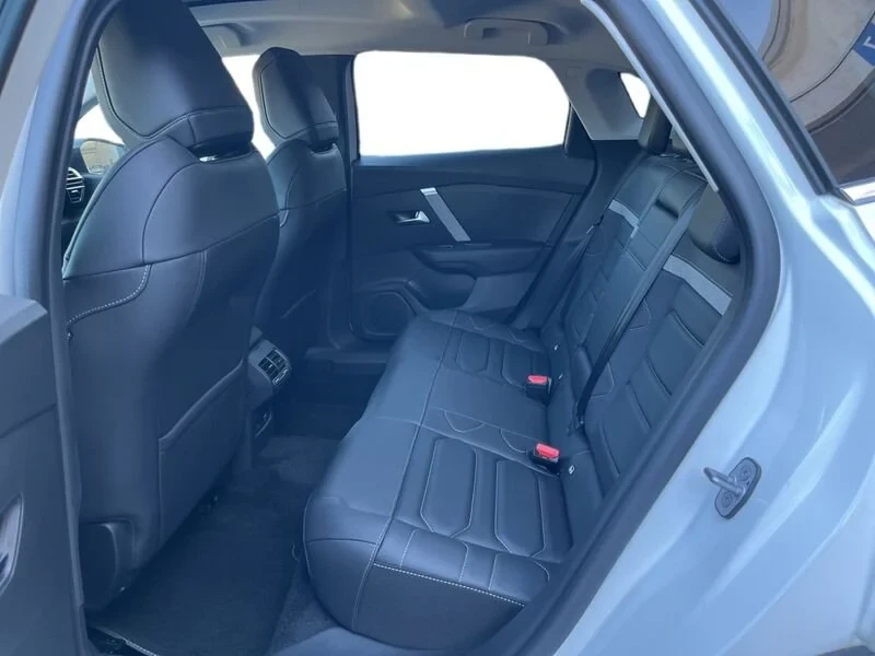 Citroen C4X e C4X SHINE PANORAMA 2500km ЧИСТО НОВА , снимка 8 - Автомобили и джипове - 55800237