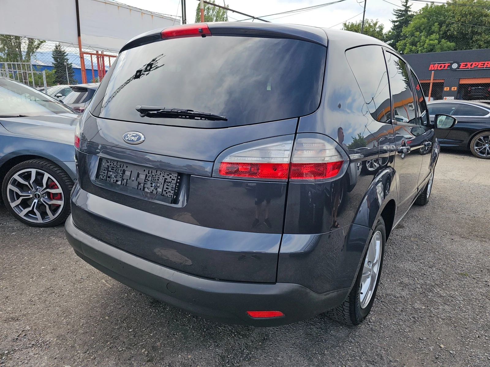 Ford S-Max 2.0i 7 mesta - изображение 4