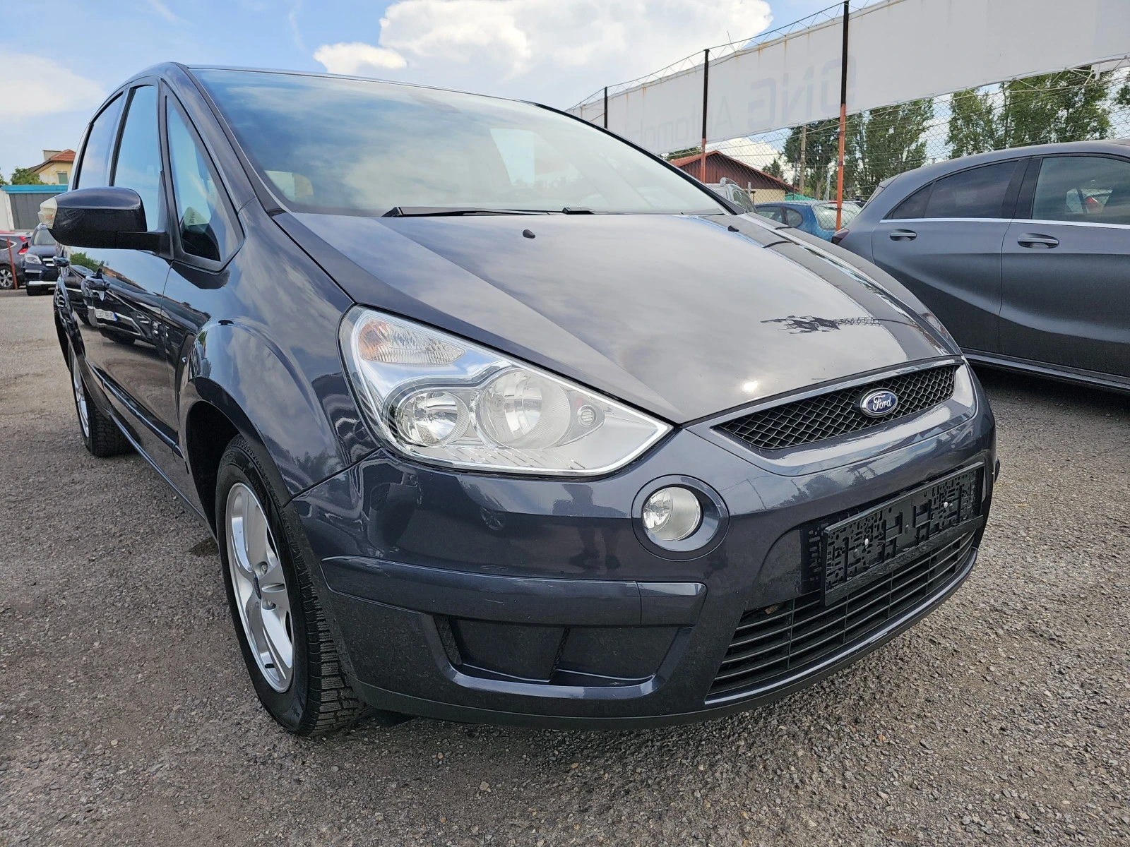 Ford S-Max 2.0i 7 mesta - изображение 3