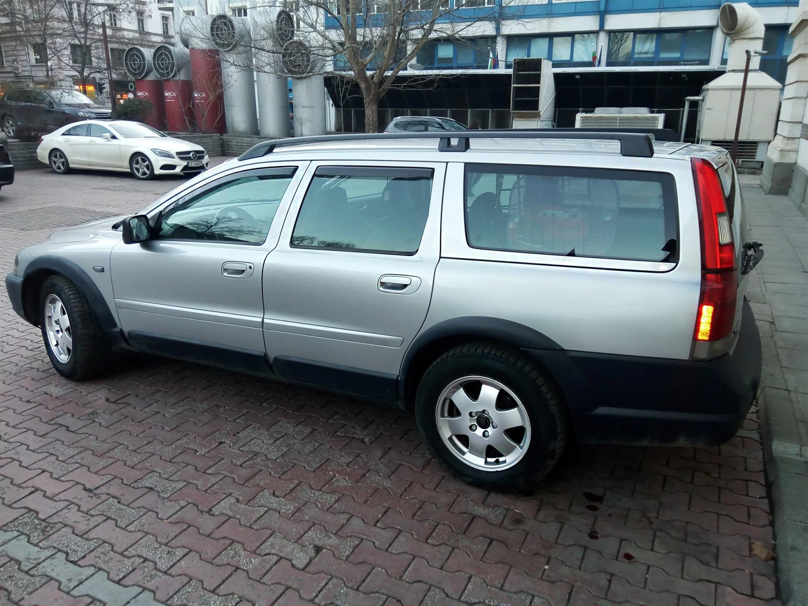 Volvo Xc70  - изображение 4