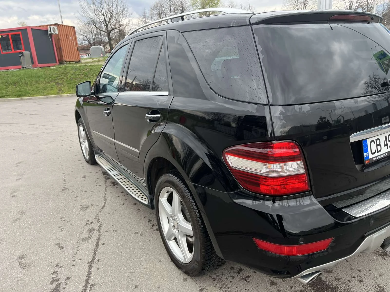 Mercedes-Benz ML 550 550 - изображение 6