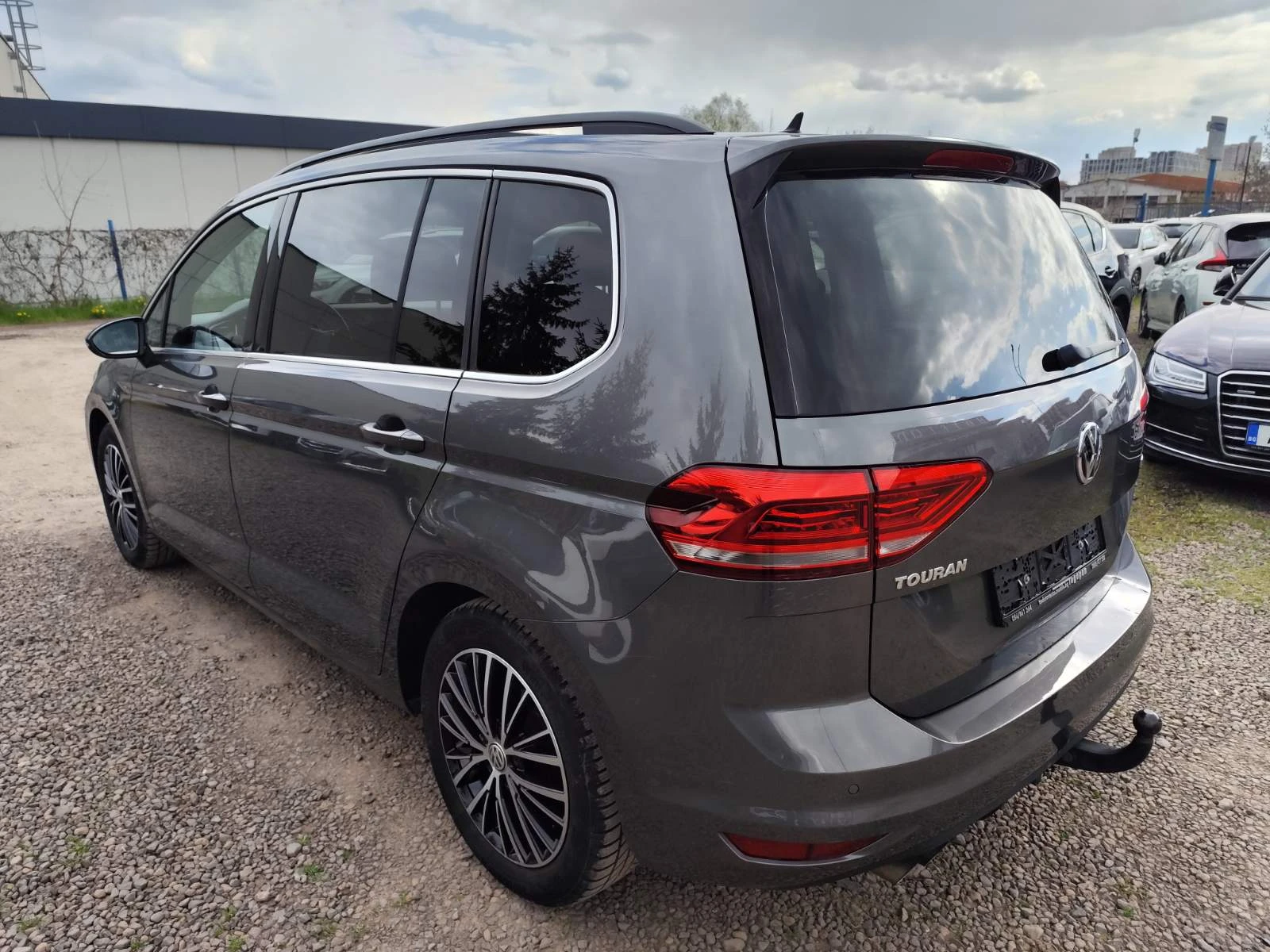 VW Touran 1.4TSI BMT Comf150кс - изображение 4