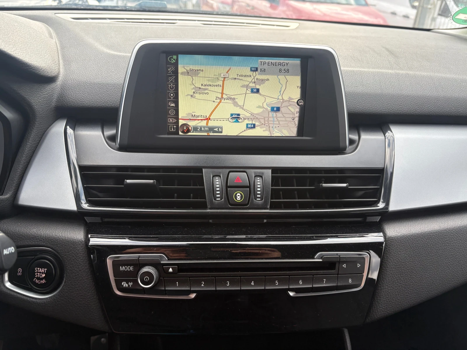 BMW 2 Active Tourer 218D, снимка 13 - Автомобили и джипове - 50361315