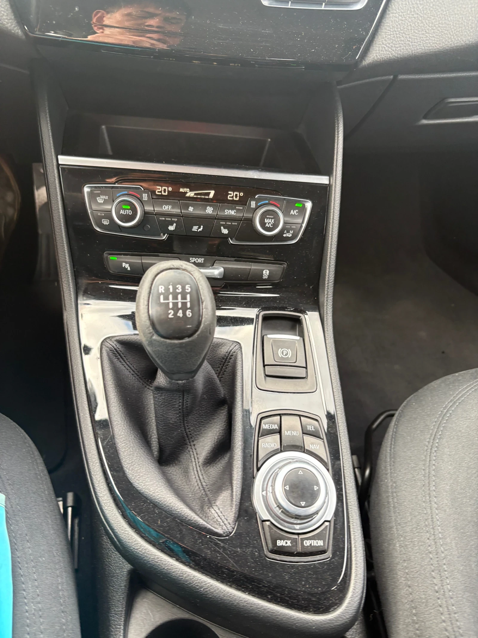 BMW 2 Active Tourer 218D, снимка 15 - Автомобили и джипове - 50361315