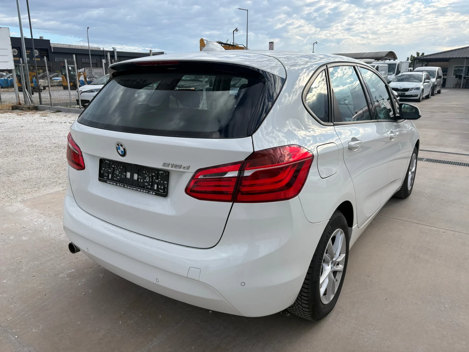 BMW 2 Active Tourer 218D, снимка 3 - Автомобили и джипове - 50361315