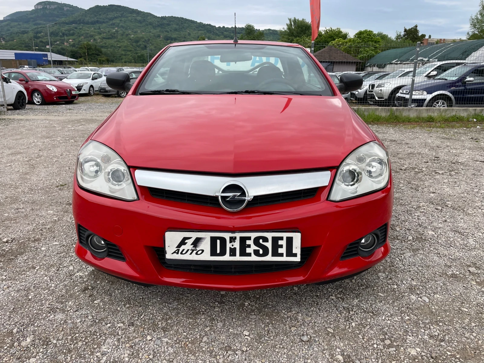 Opel Tigra 1.3CDTI-70-ITALIA - изображение 2