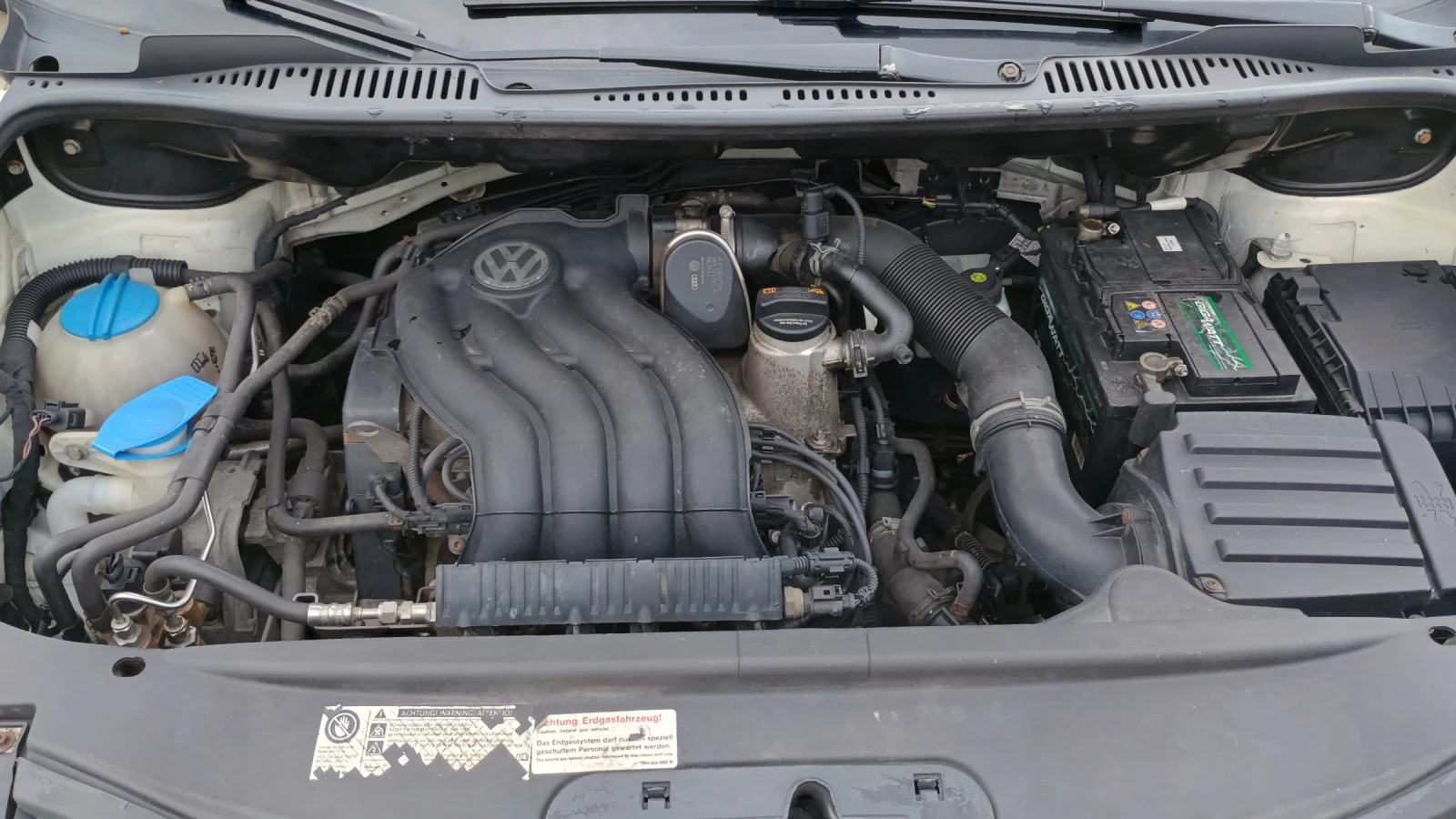VW Caddy Товарен  - изображение 8