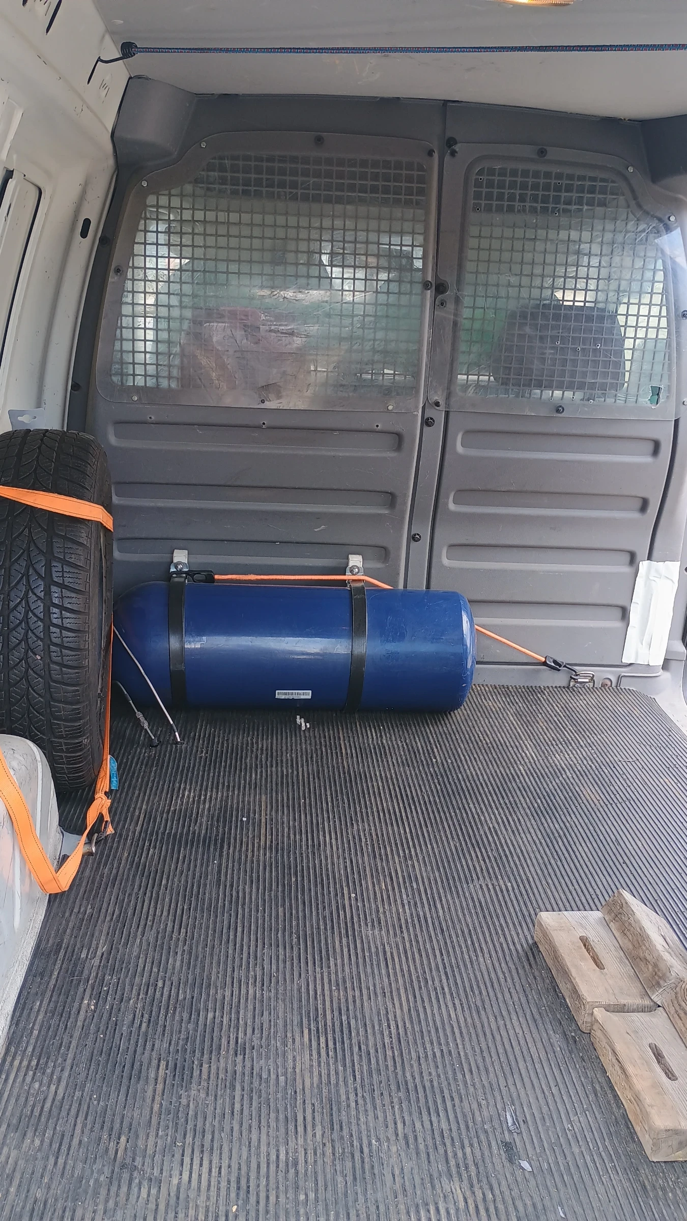 VW Caddy Товарен  - изображение 6