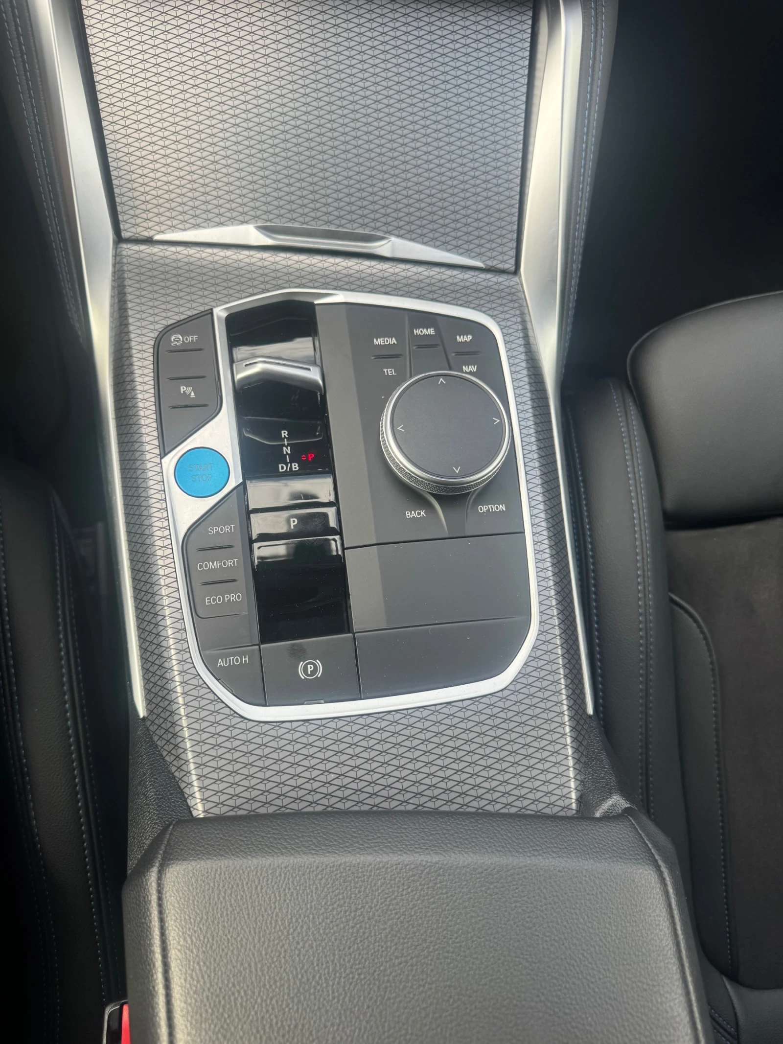 BMW i4 eDrive40 M-SPORT  | Mobile.bg   16