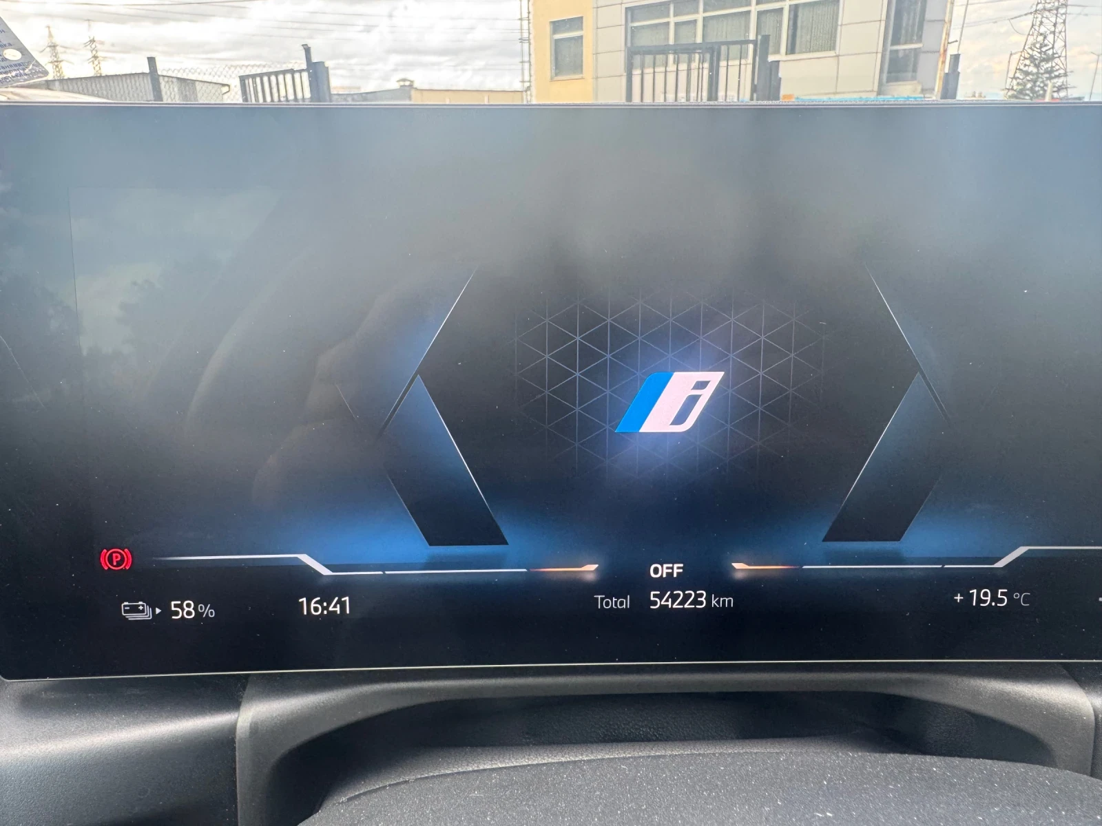 BMW i4 eDrive40 M-SPORT  | Mobile.bg   13