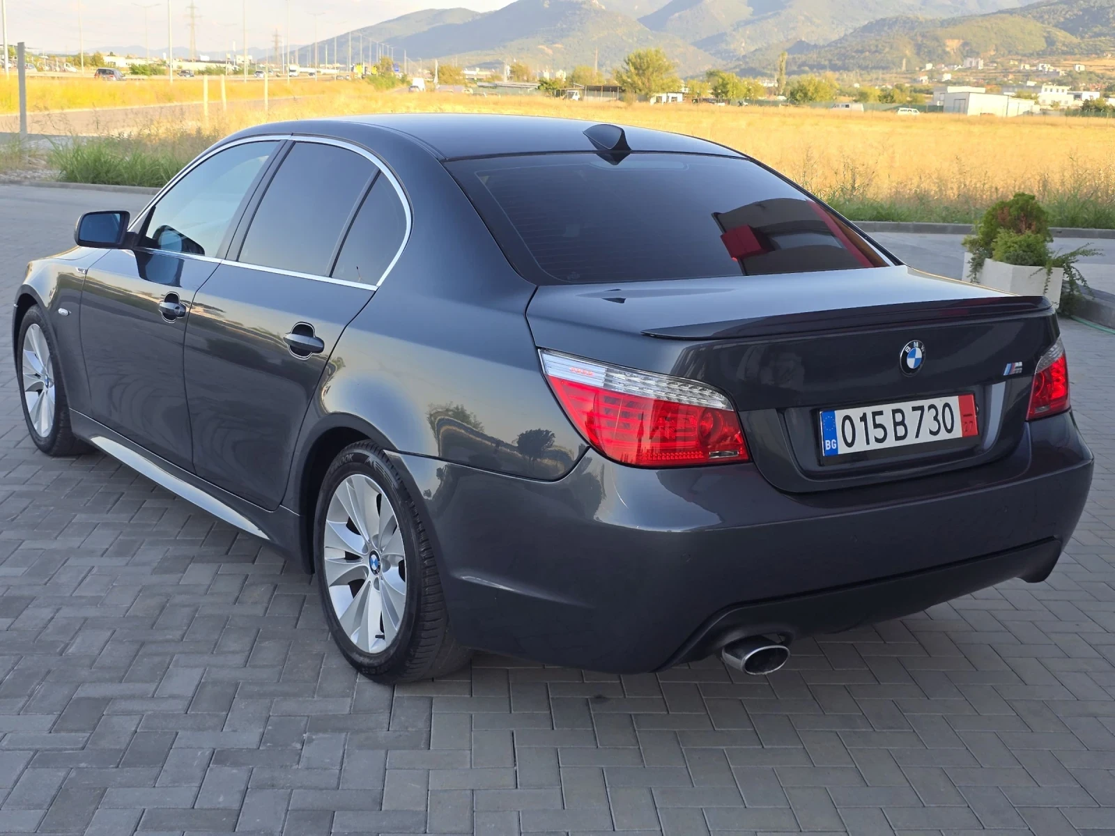 BMW 520 2.0i/M-Pack/FACE-LIFT - изображение 5