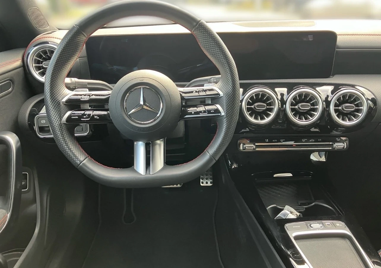Mercedes-Benz CLA 180 * AMG* ОЧАКВАН ВНОС* ГАРАНЦИЯ*  - изображение 4