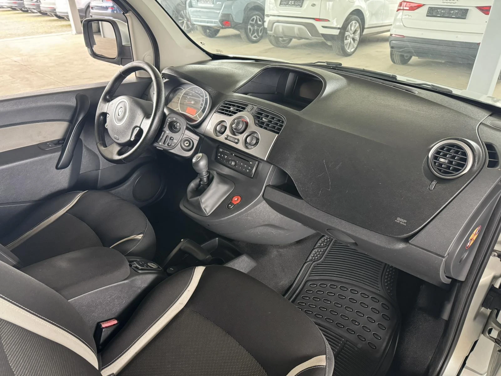 Renault Kangoo 1.5* 110ps* 6ск* НАВИ* ПАРКТ* АВТОПИЛОТ - изображение 10