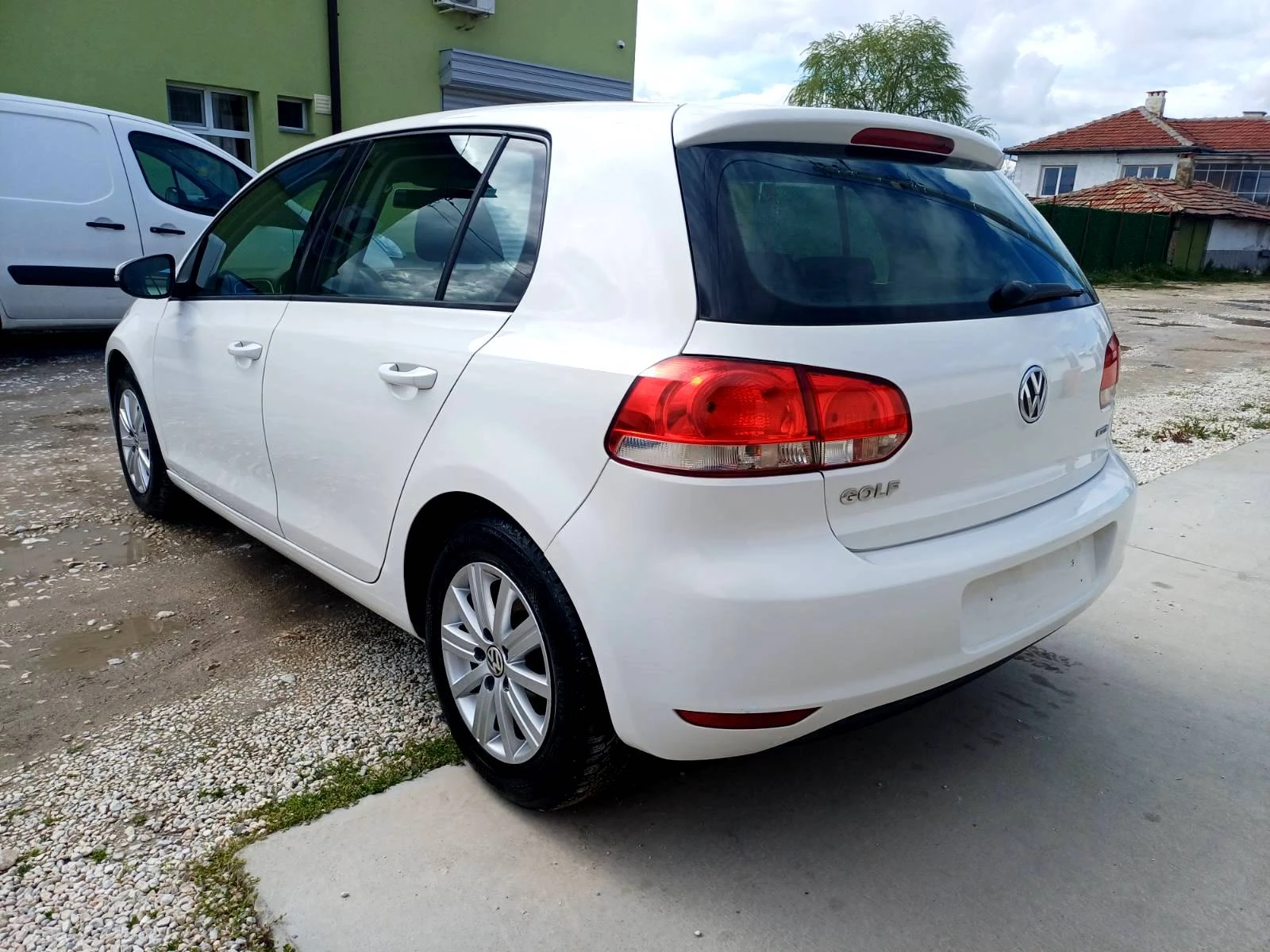 VW Golf VI 1.6 i-BIFuel, снимка 7 - Автомобили и джипове - 54115233