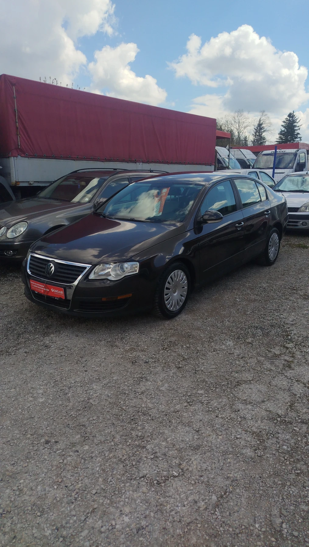 VW Passat 1.9 TDI, снимка 13 - Автомобили и джипове - 54161412