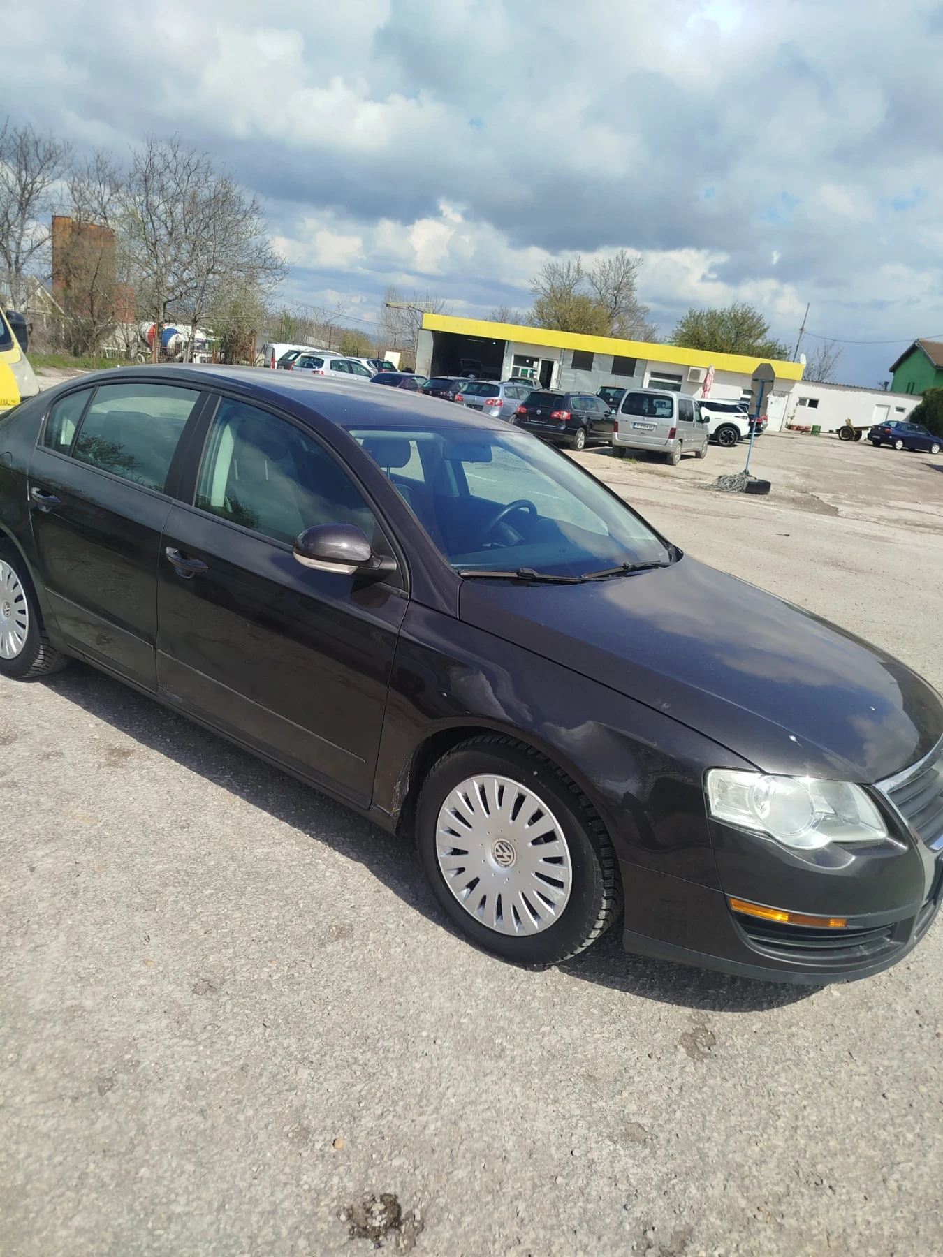 VW Passat 1.9 TDI, снимка 4 - Автомобили и джипове - 54161412