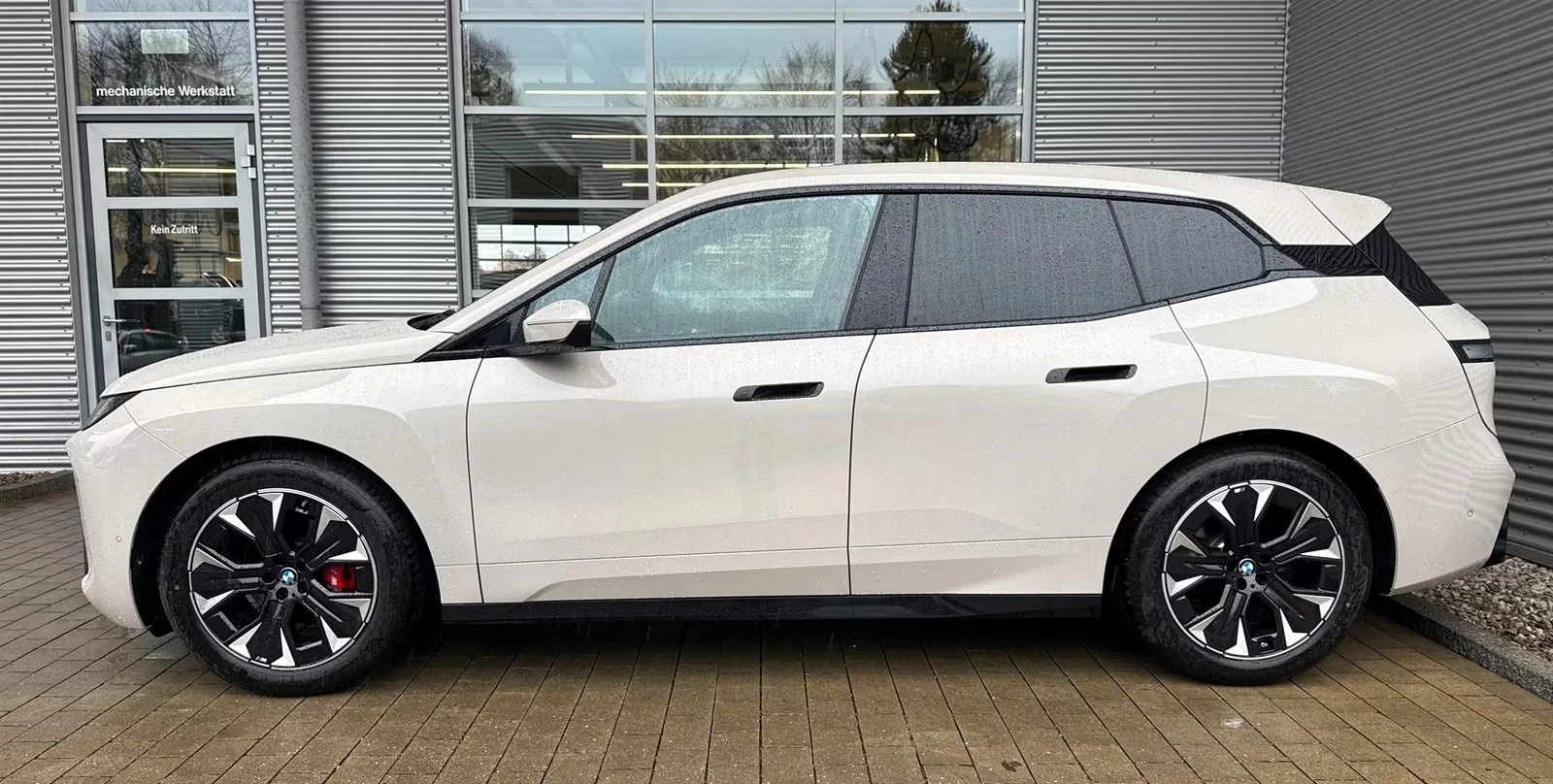BMW iX XDRIVE 45 M-SPORT PRO H/K , снимка 3 - Автомобили и джипове - 54512158