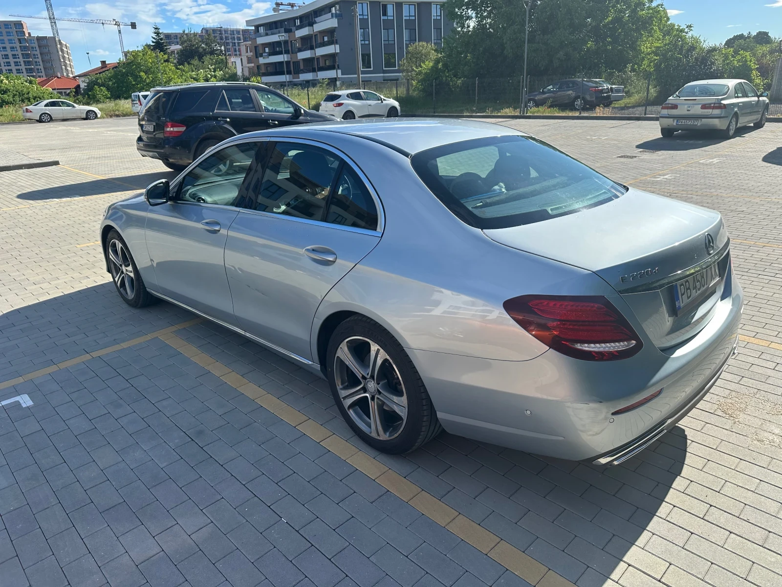 Mercedes-Benz E 220 | Mobile.bg � ����������� 4