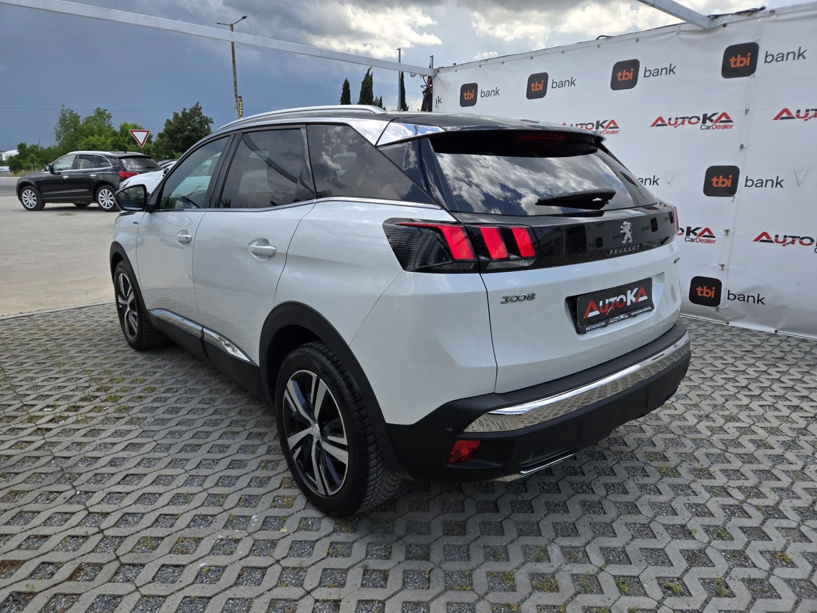 Peugeot 3008 1.5HDI-131кс= АВТОМАТ= GT LINE= DISTRONIC= PANORAM, снимка 5 - Автомобили и джипове - 54714294