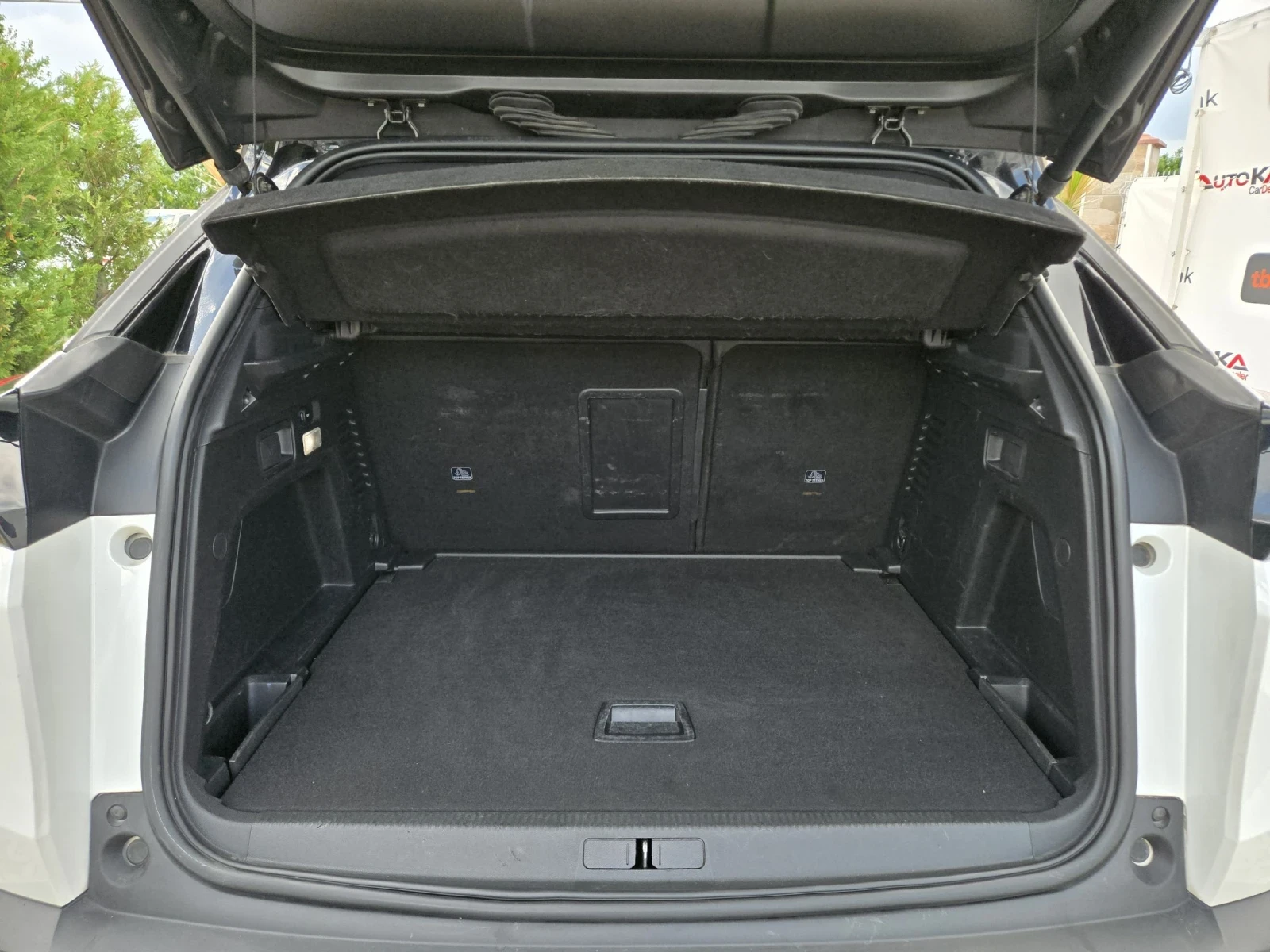 Peugeot 3008 1.5HDI-131кс= АВТОМАТ= GT LINE= DISTRONIC= PANORAM, снимка 10 - Автомобили и джипове - 54714294