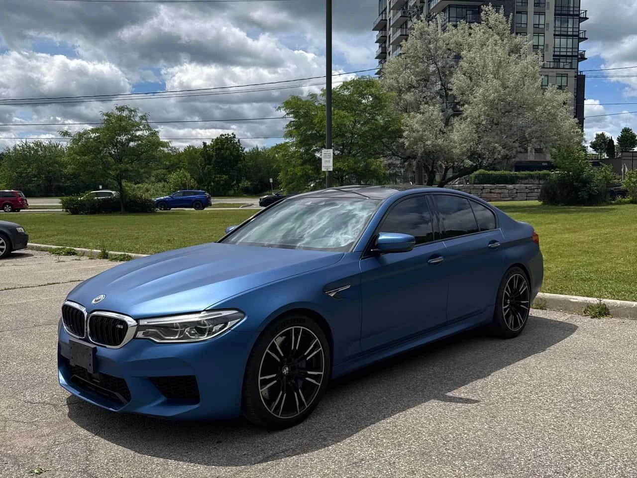 BMW M5 * BOWERS&WILKINS* МАСАЖИ* ДИТРОНИК* 360* ВАКУМ* 