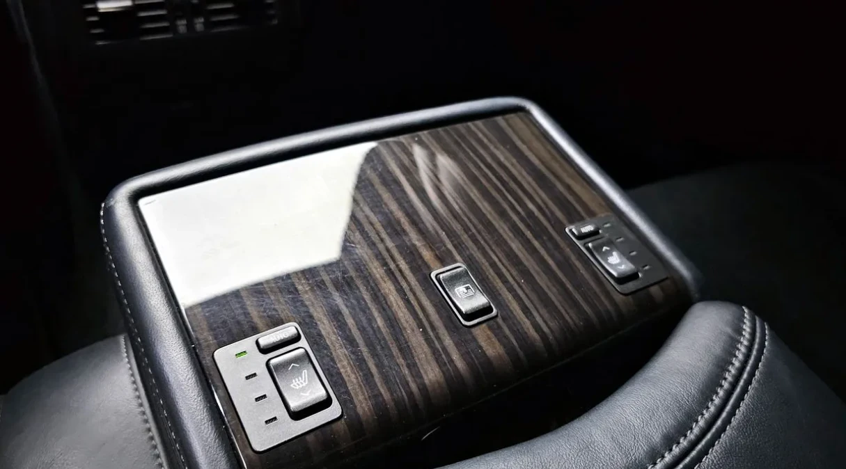 Lexus LS 460 Supreme XF 40, снимка 10 - Автомобили и джипове - 55043663