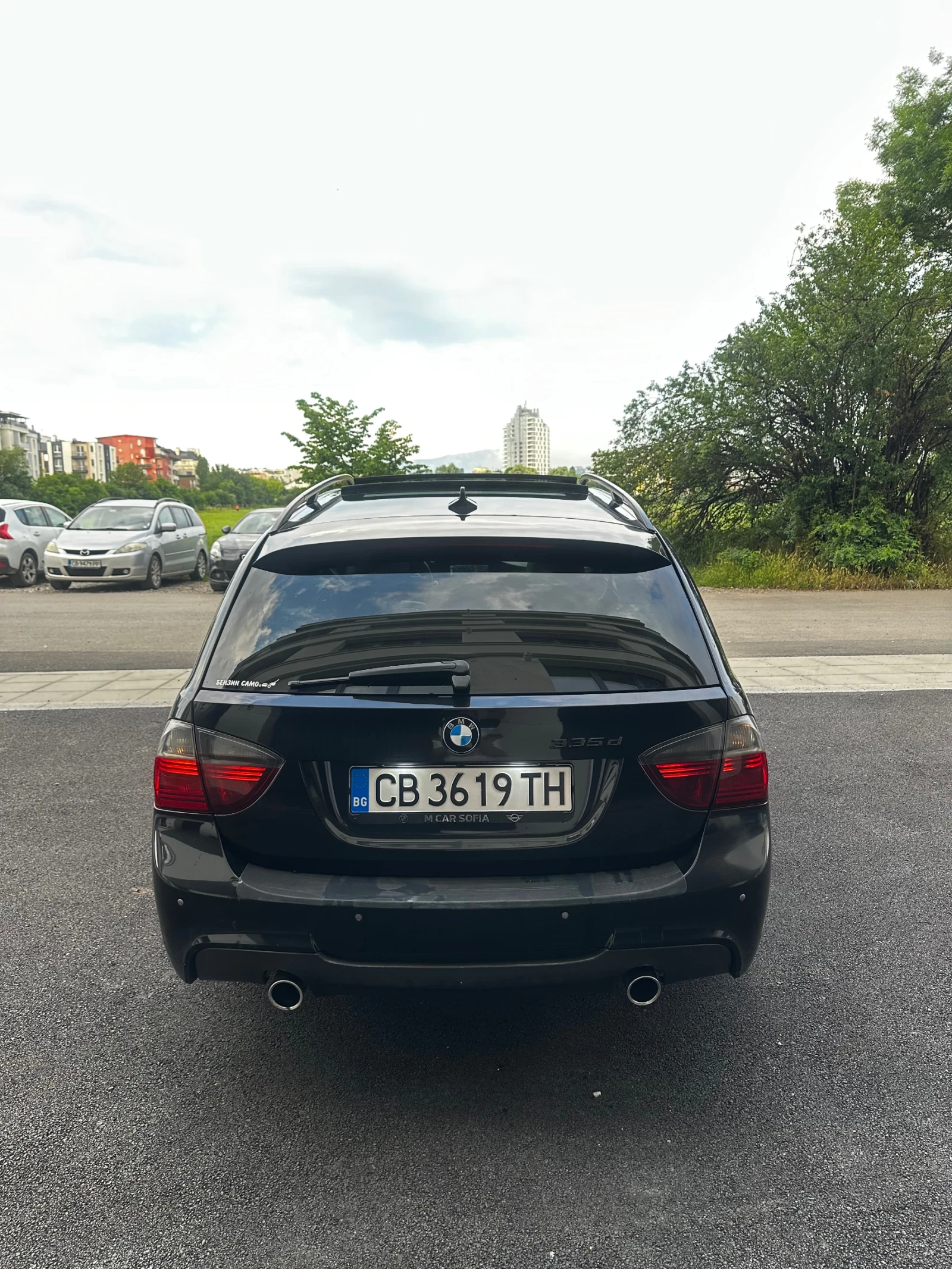 BMW 335 Обслужен двигател от-до, снимка 6 - Автомобили и джипове - 55081513