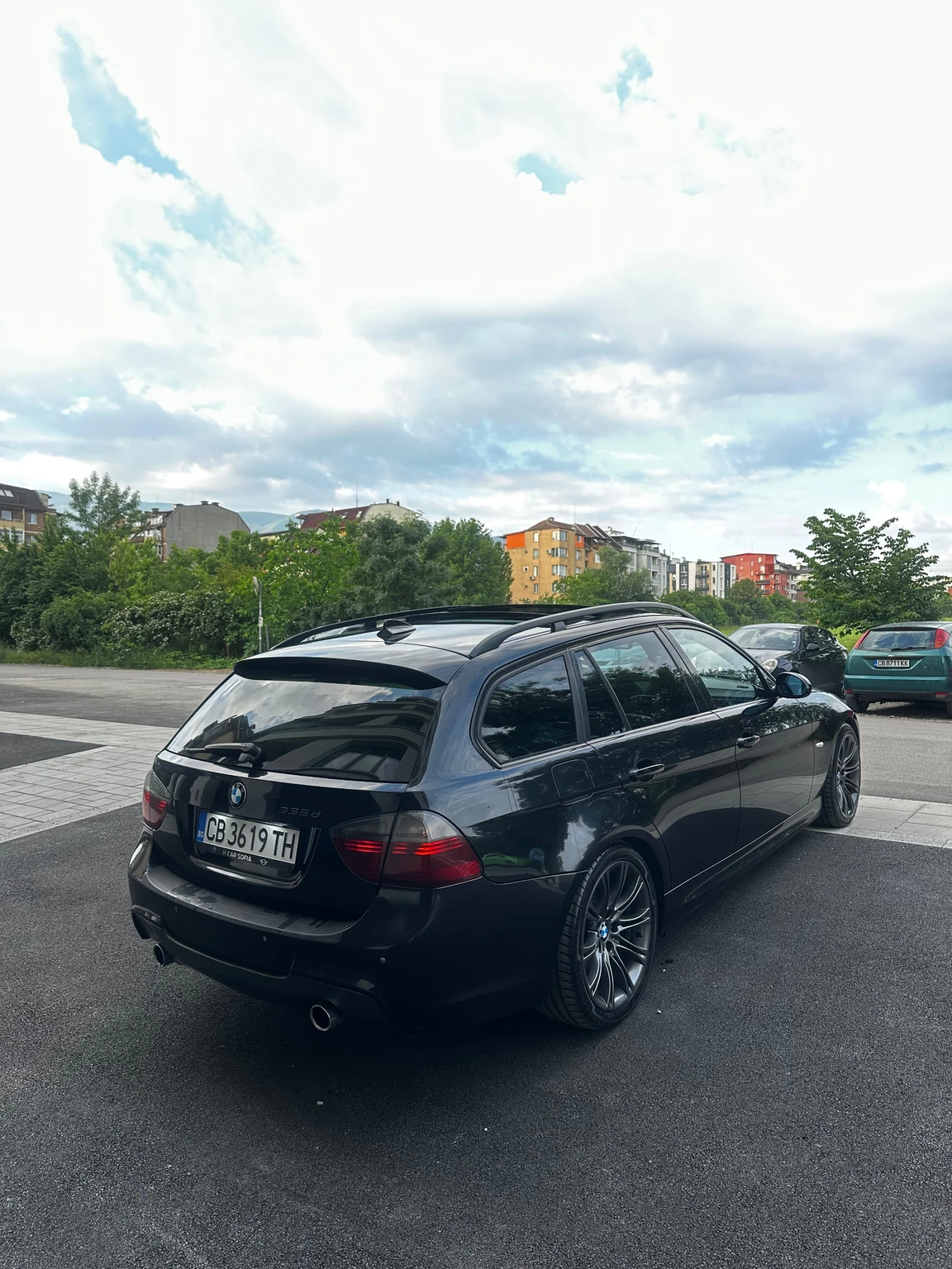 BMW 335 Обслужен двигател от-до, снимка 7 - Автомобили и джипове - 55081513