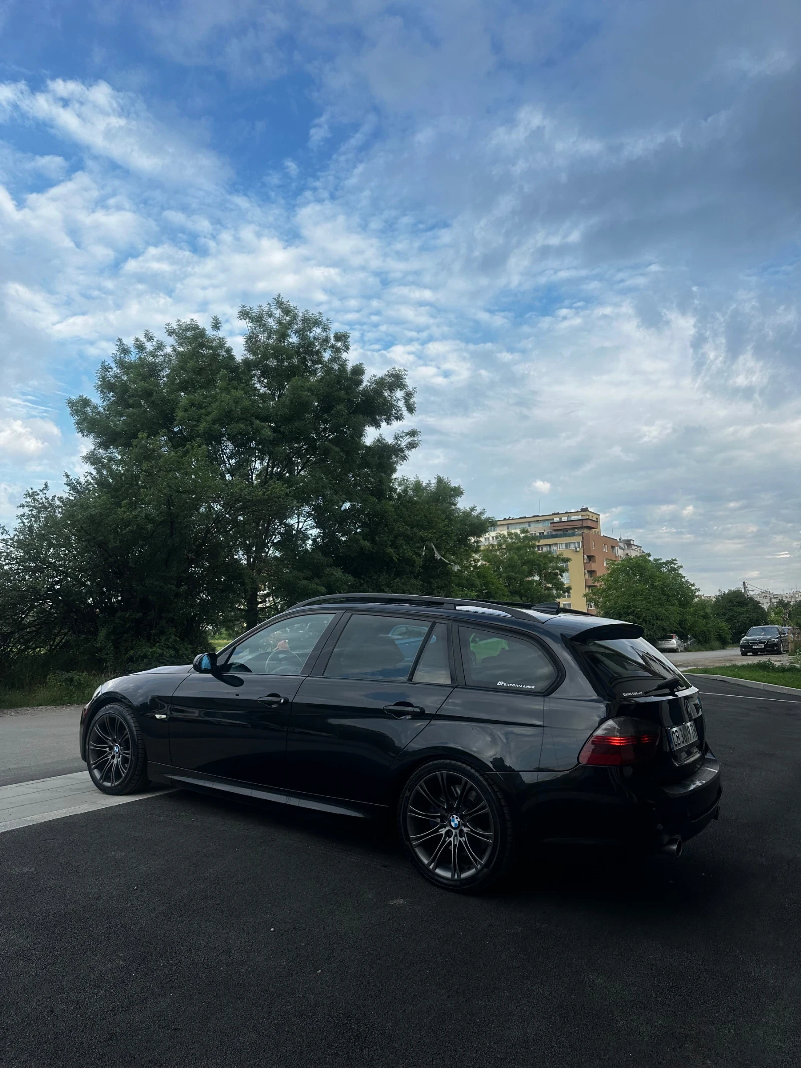 BMW 335 Обслужен двигател от-до, снимка 4 - Автомобили и джипове - 55081513