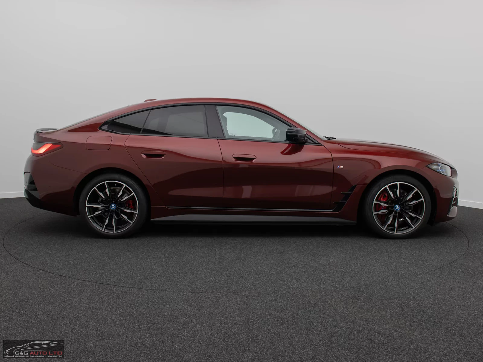 BMW i4 M50/533HP/xDRIVE//360/HI-FI/LASER/BLACK/ACC/537z, снимка 6 - Автомобили и джипове - 55146390