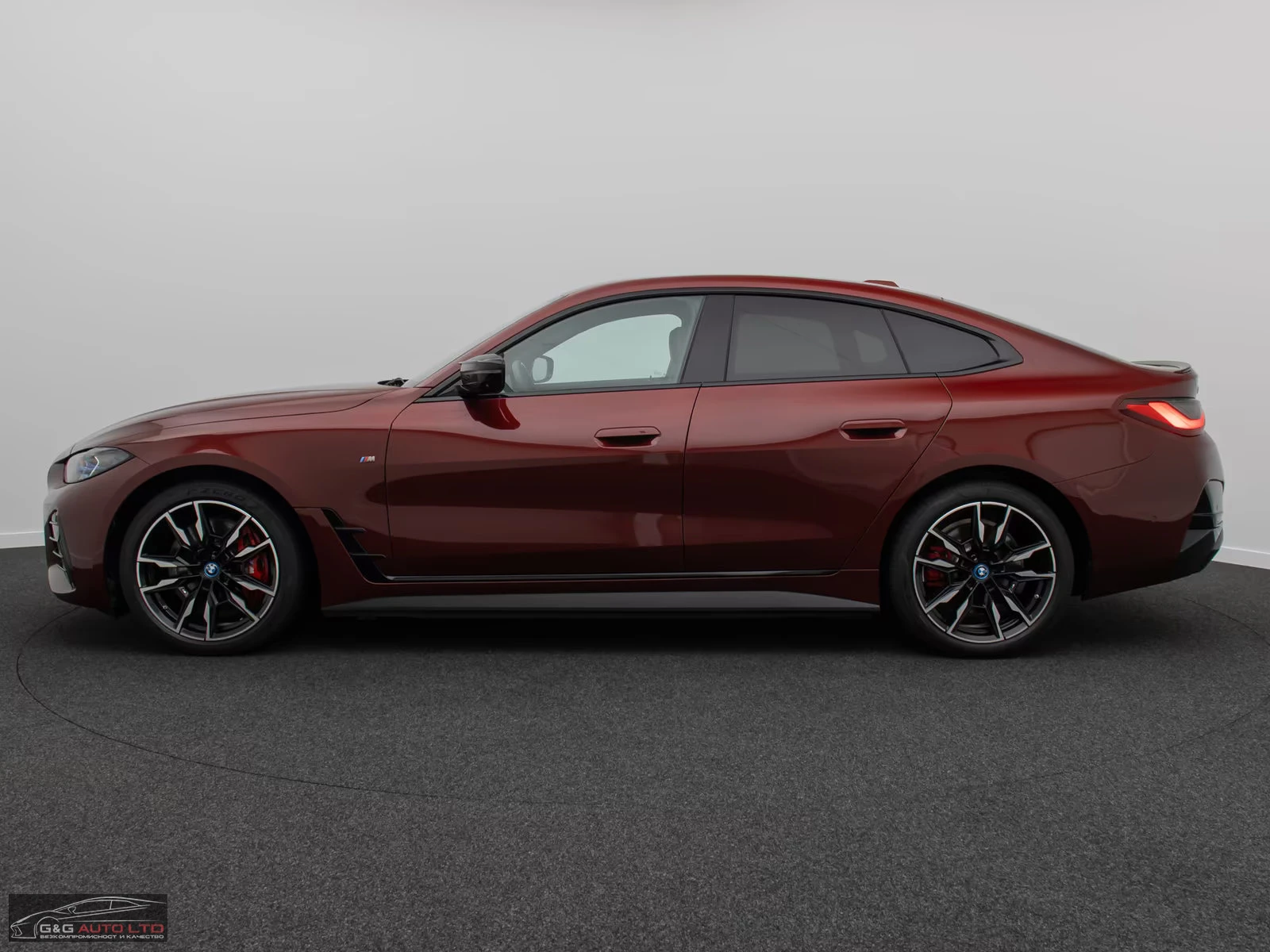 BMW i4 M50/533HP/xDRIVE//360/HI-FI/LASER/BLACK/ACC/537z, снимка 3 - Автомобили и джипове - 55146390