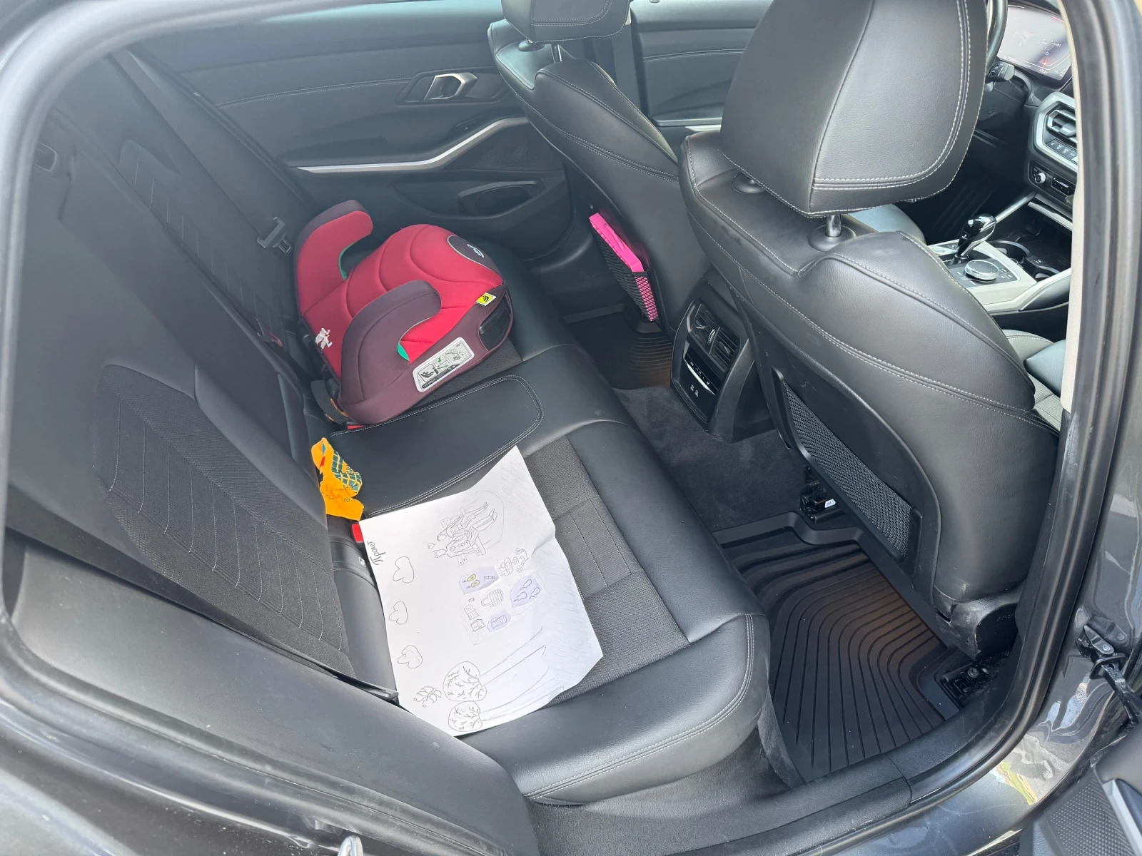 BMW 320 Touring xdrive mhev, снимка 7 - Автомобили и джипове - 55233259